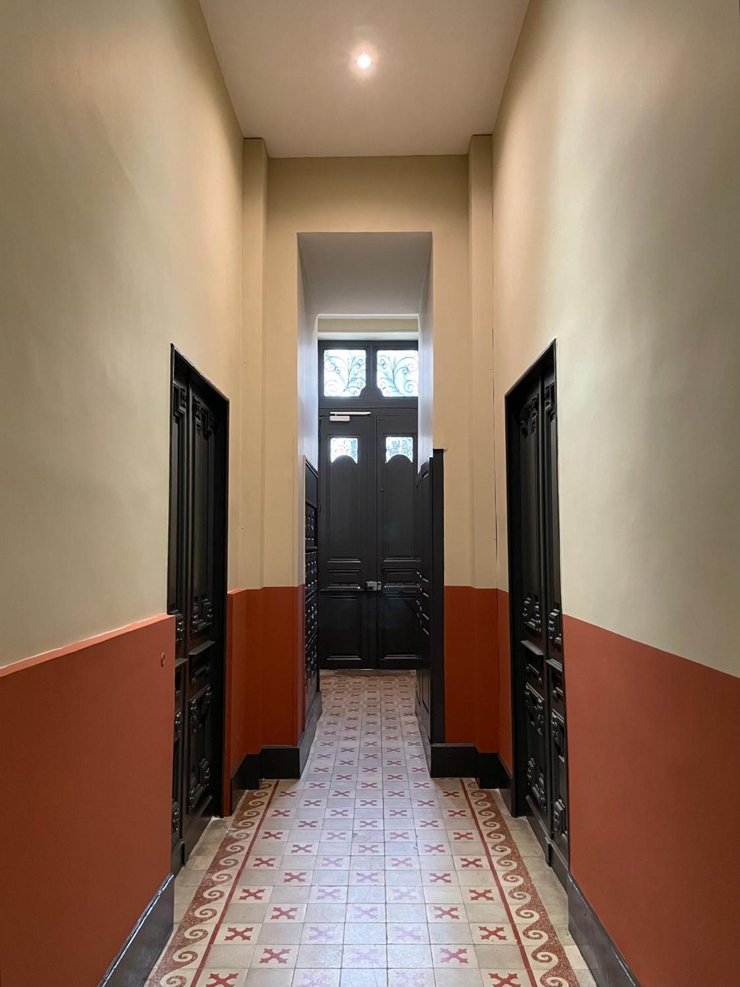Nimes , Appartement Renove Dans Immeuble Classe. Ngoại thất bức ảnh