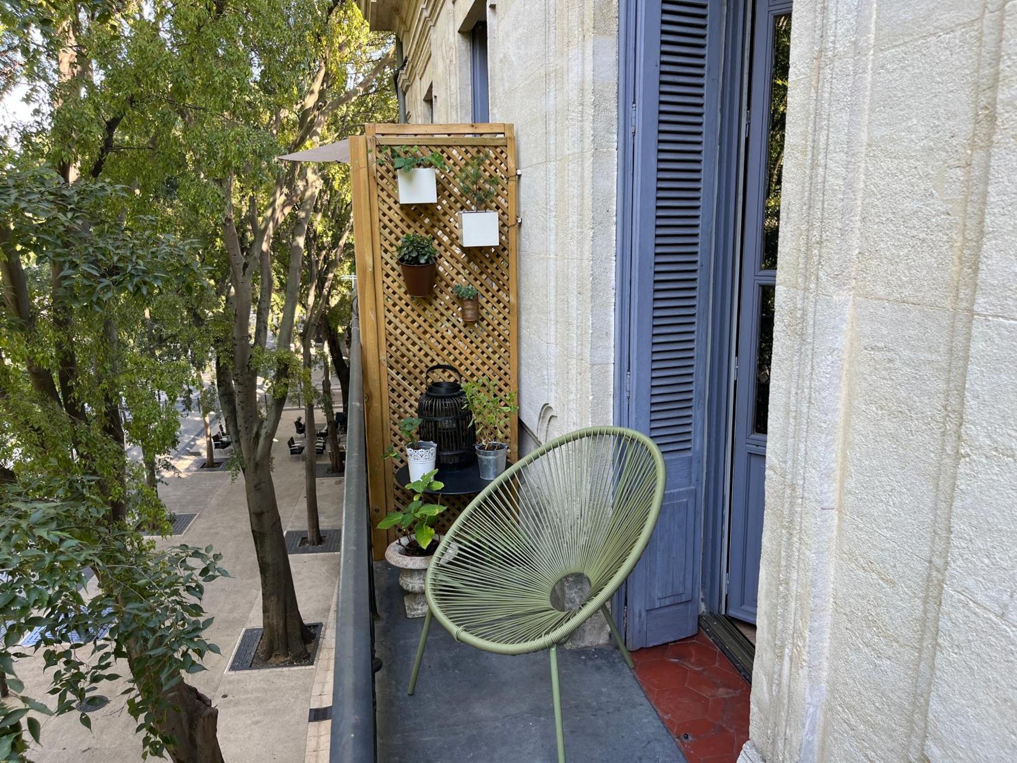 Nimes , Appartement Renove Dans Immeuble Classe. Ngoại thất bức ảnh